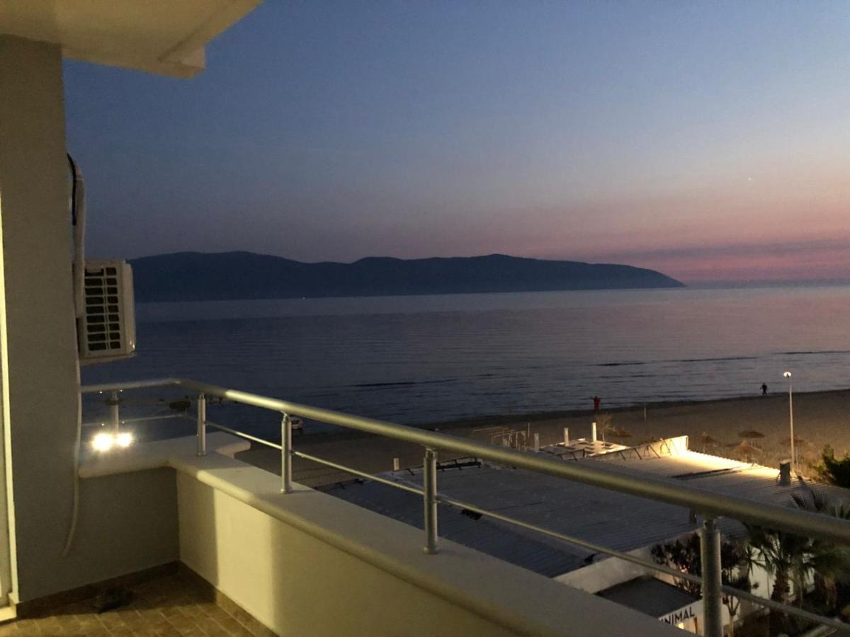 Corazon Guest House Вльора Екстер'єр фото