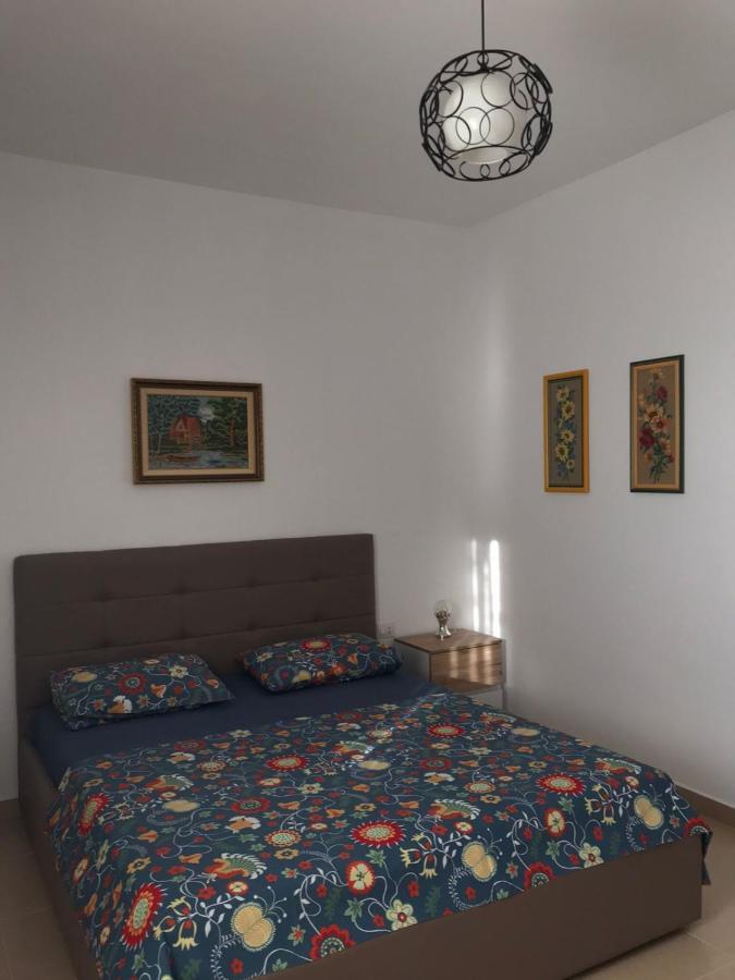 Corazon Guest House Вльора Екстер'єр фото