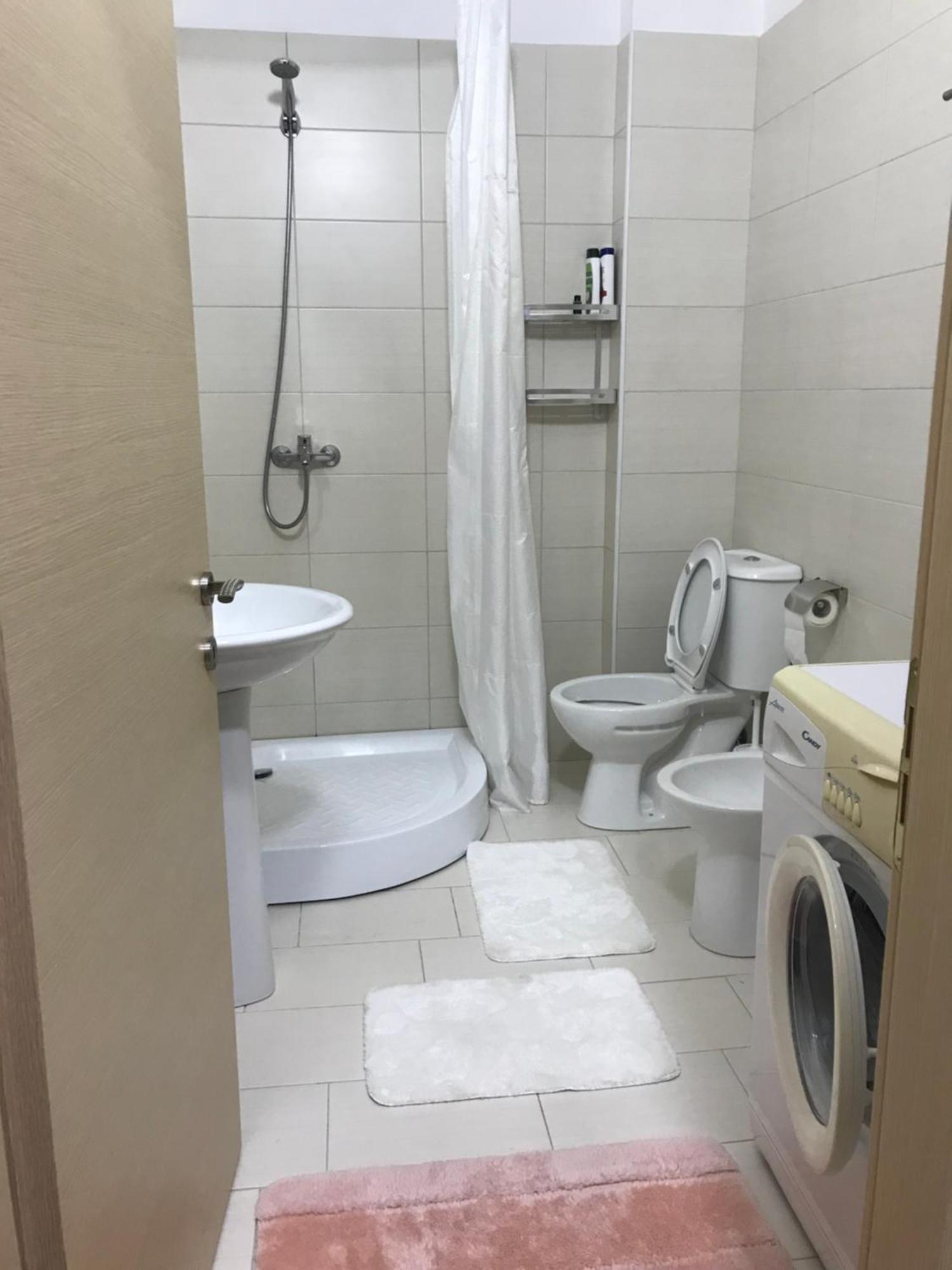 Corazon Guest House Вльора Екстер'єр фото