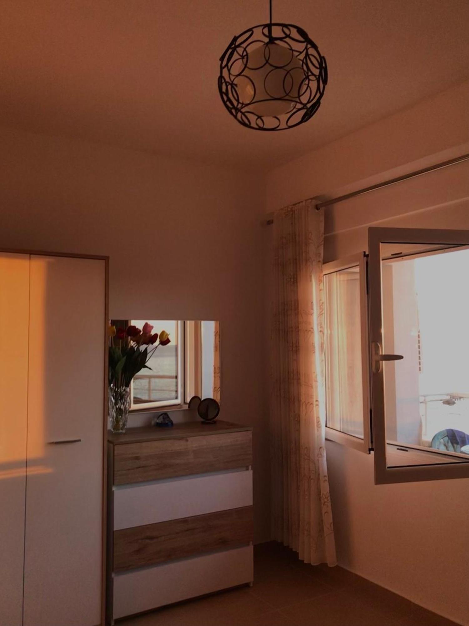 Corazon Guest House Вльора Екстер'єр фото