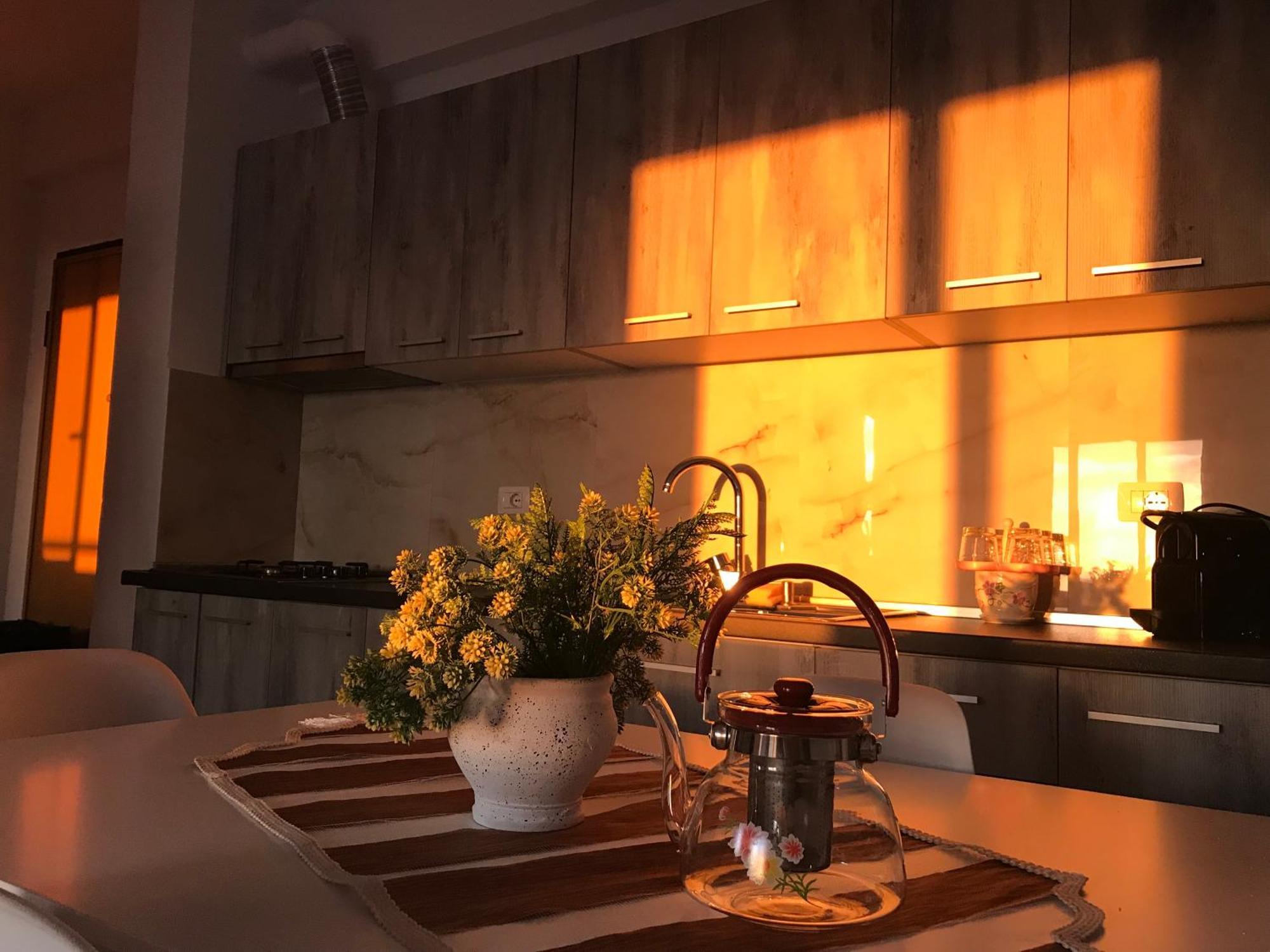 Corazon Guest House Вльора Екстер'єр фото