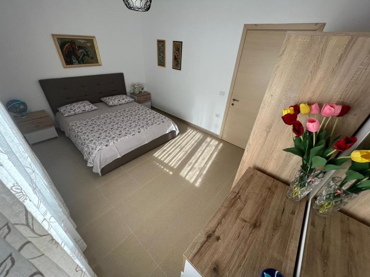 Corazon Guest House Вльора Екстер'єр фото