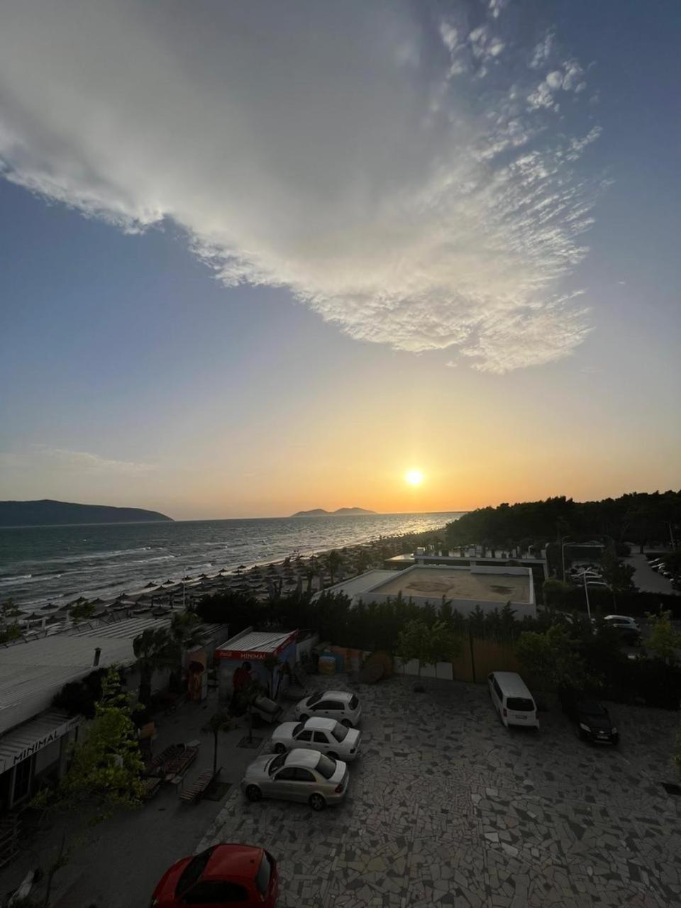 Corazon Guest House Вльора Екстер'єр фото